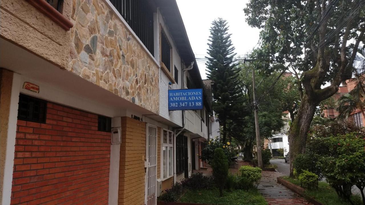 Hea Hospedaje Cerca Al Estadio Y La 70 Hotel Medellin Exterior photo