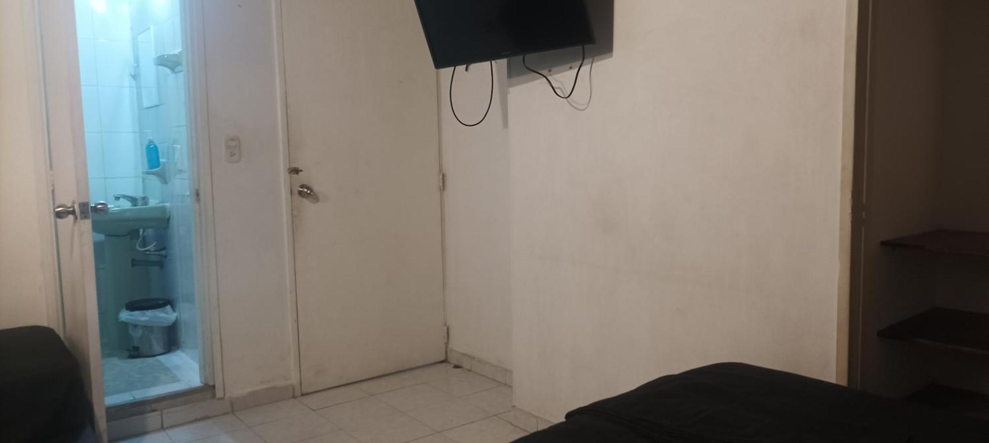 Hea Hospedaje Cerca Al Estadio Y La 70 Hotel Medellin Room photo
